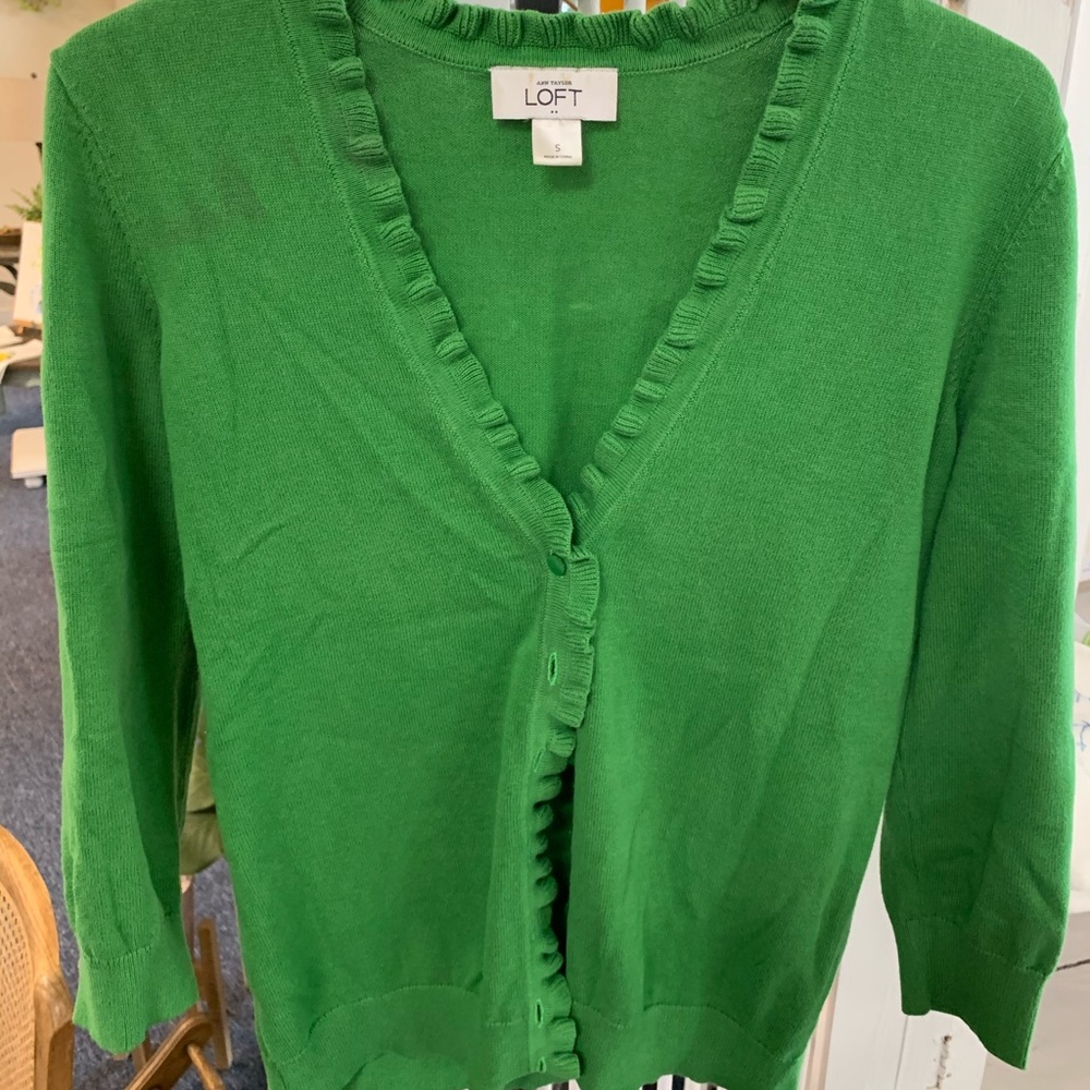 Green Anne Taylor cardigan